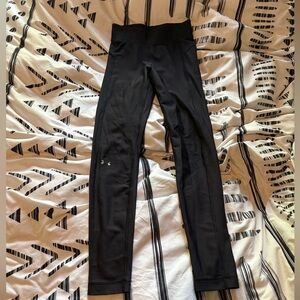 Under Armour Women’s black leggings